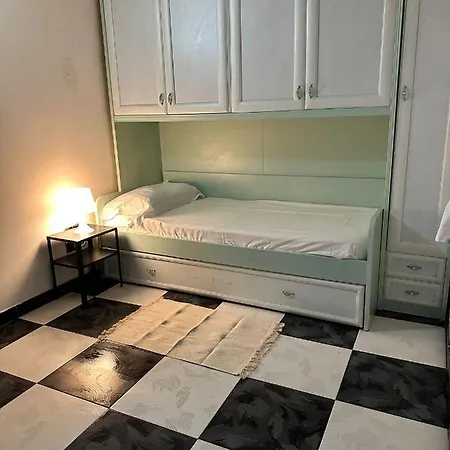 Diana Home-3